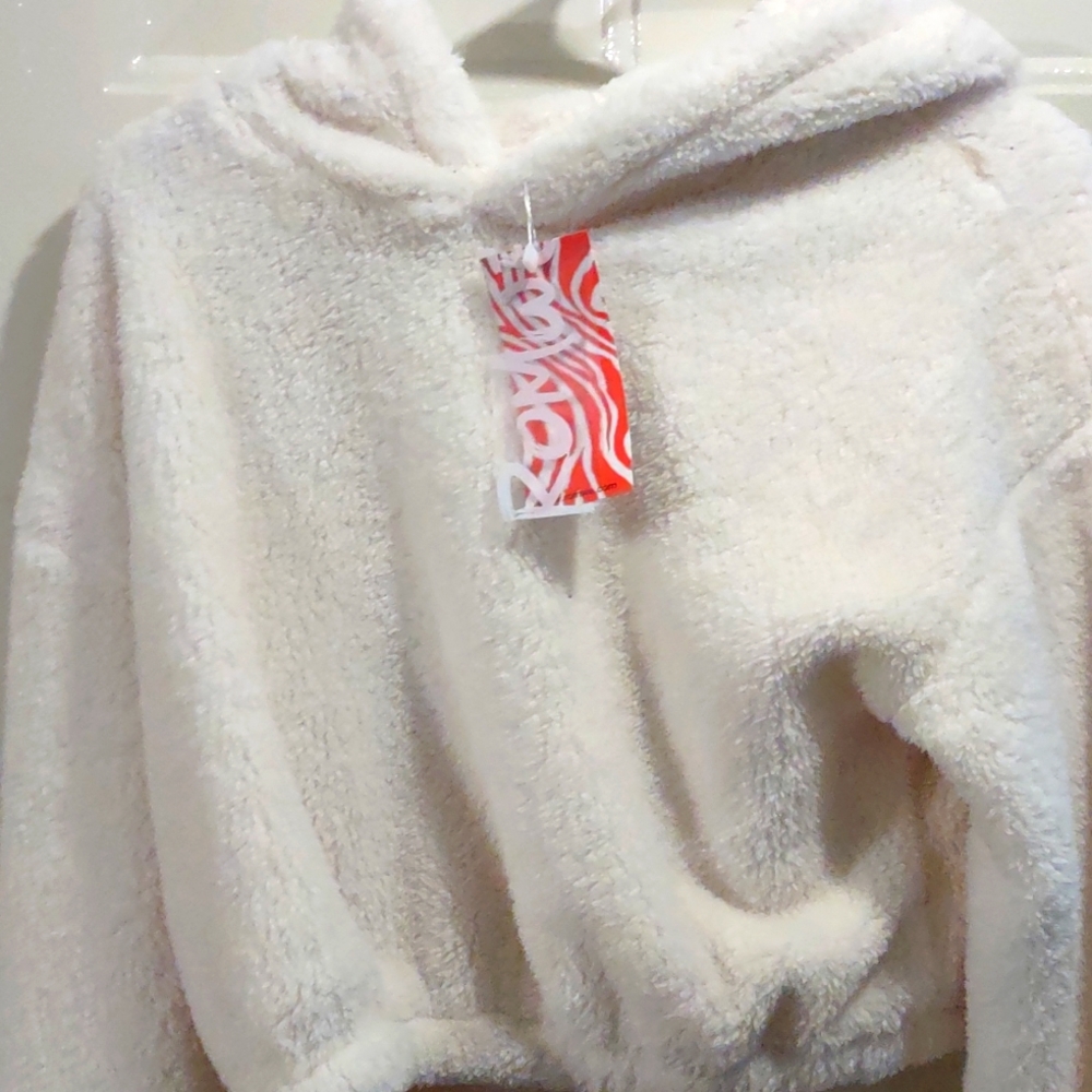 Romwe crop top hoodie